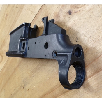Gniazdo magazynka z komorą spustową M16A1 #9302058